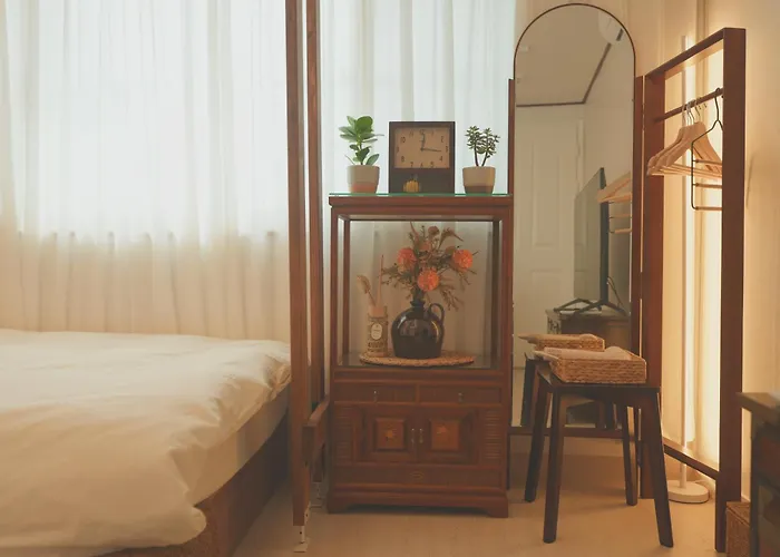 Apartment Maru 3br Line 2 Near Gangnam Kspo Dome And Lotte World Tower
