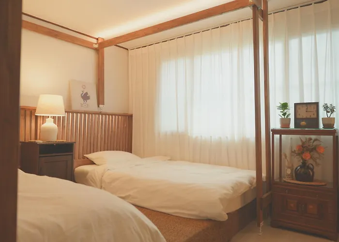 Apartment Maru 3br Line 2 Near Gangnam Kspo Dome And Lotte World Tower *
