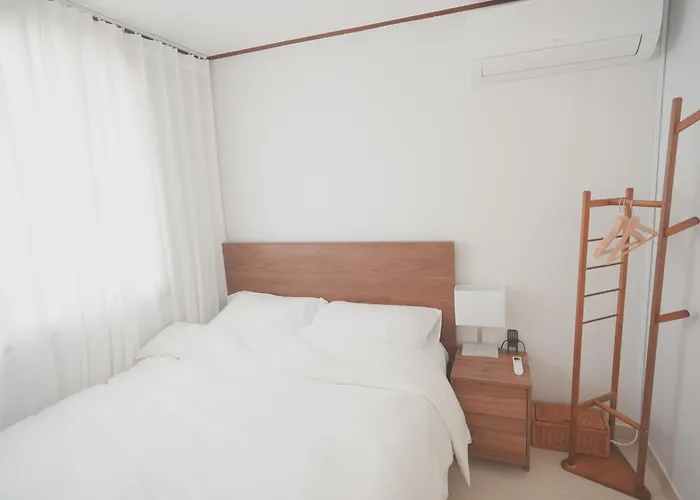 Maru 3br Line 2 Near Gangnam Kspo Dome And Lotte World Tower Apartment