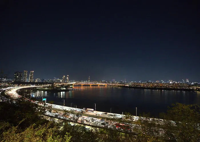 Maru 3br Line 2 Near Gangnam Kspo Dome And Lotte World Tower Seoul